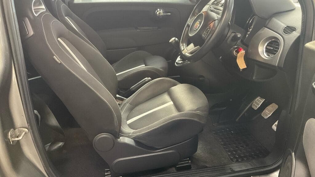 Abarth 500 thumb 16