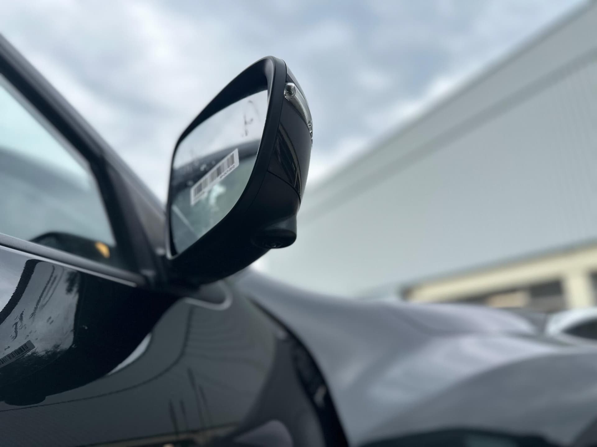 Nissan Juke thumb 52