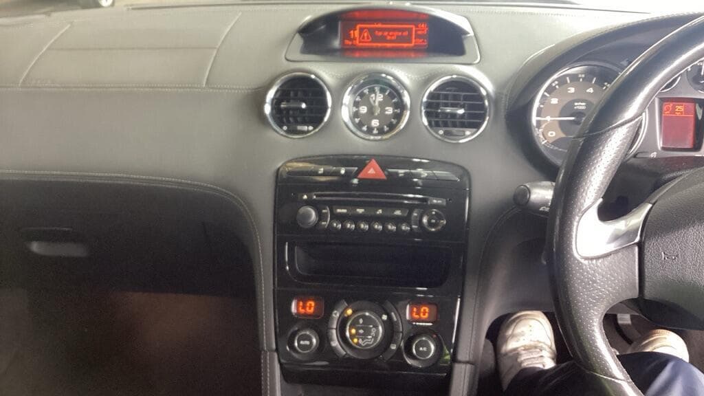 Peugeot RCZ thumb 16
