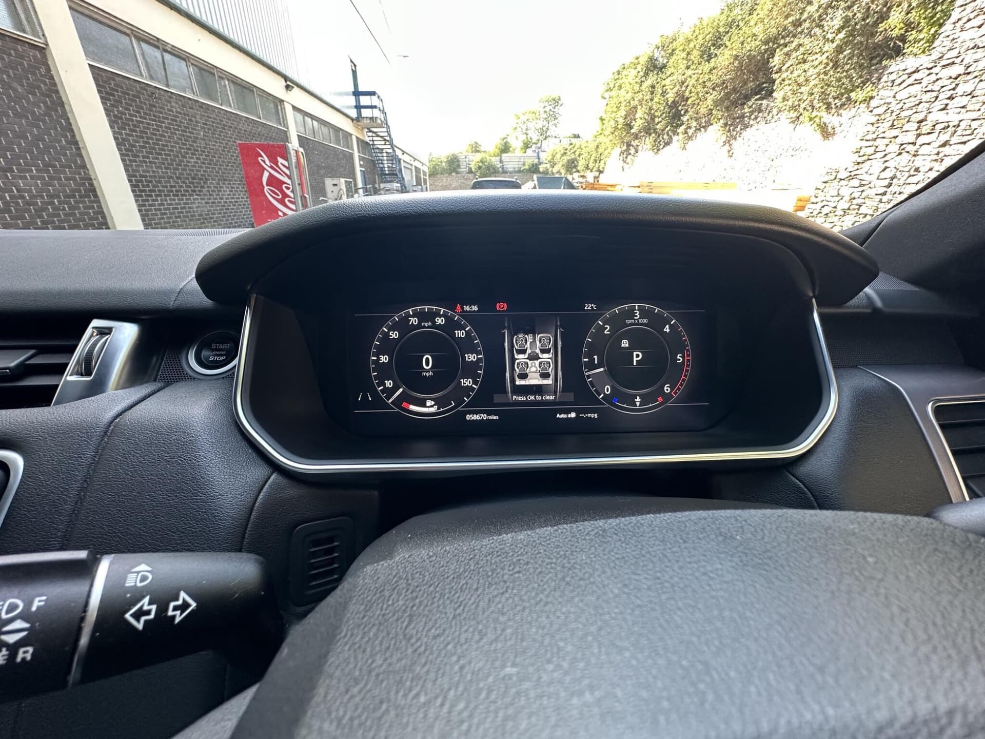 Land Rover Range Rover Sport thumb 9