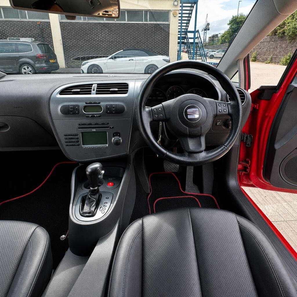 SEAT Leon thumb 10