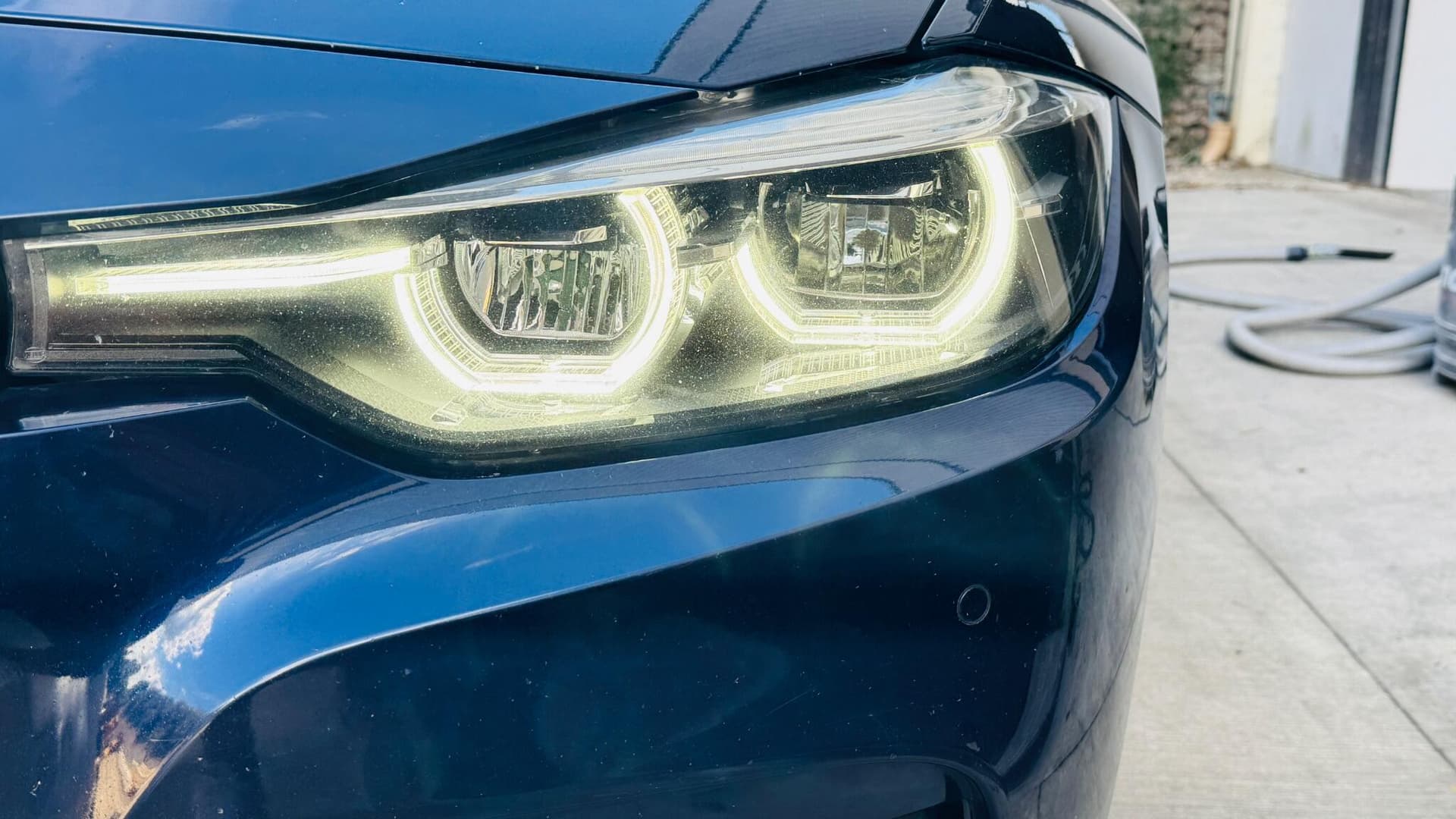 BMW 3 Series thumb 36