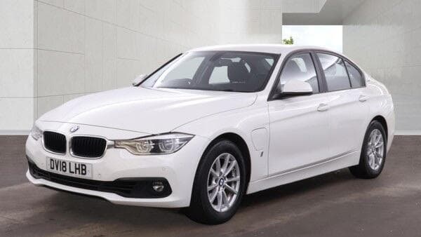 BMW 3 Series thumb 2