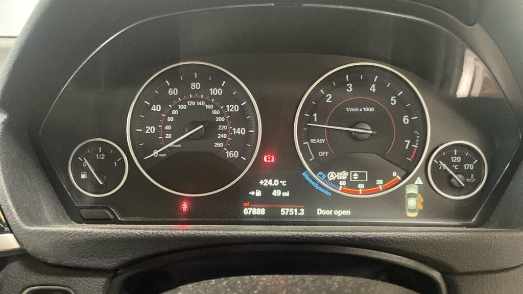 BMW 3 Series thumb 7