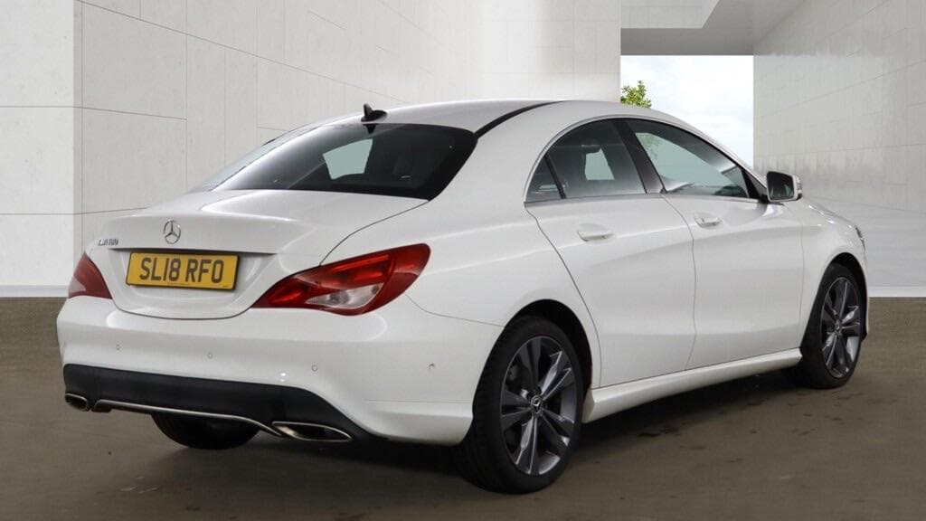 Mercedes-Benz CLA thumb 15
