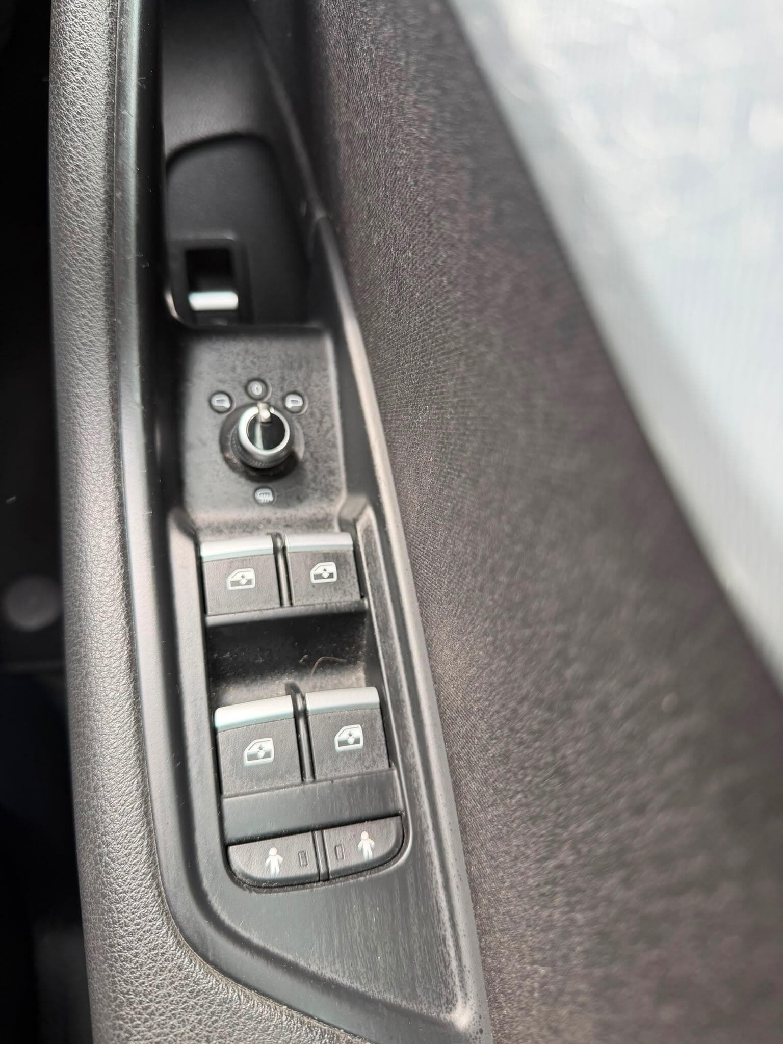 Audi A4 thumb 14