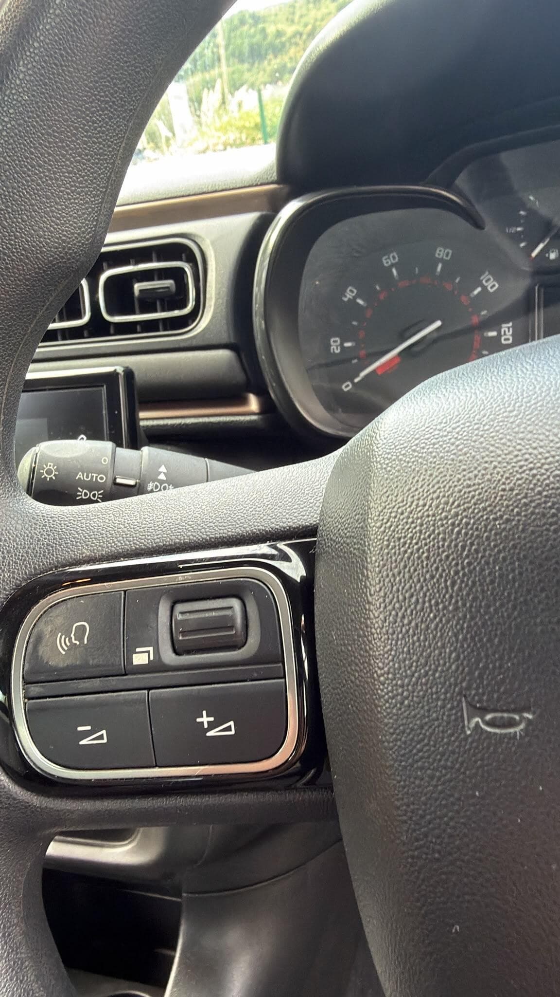 Citroen C3 thumb 8