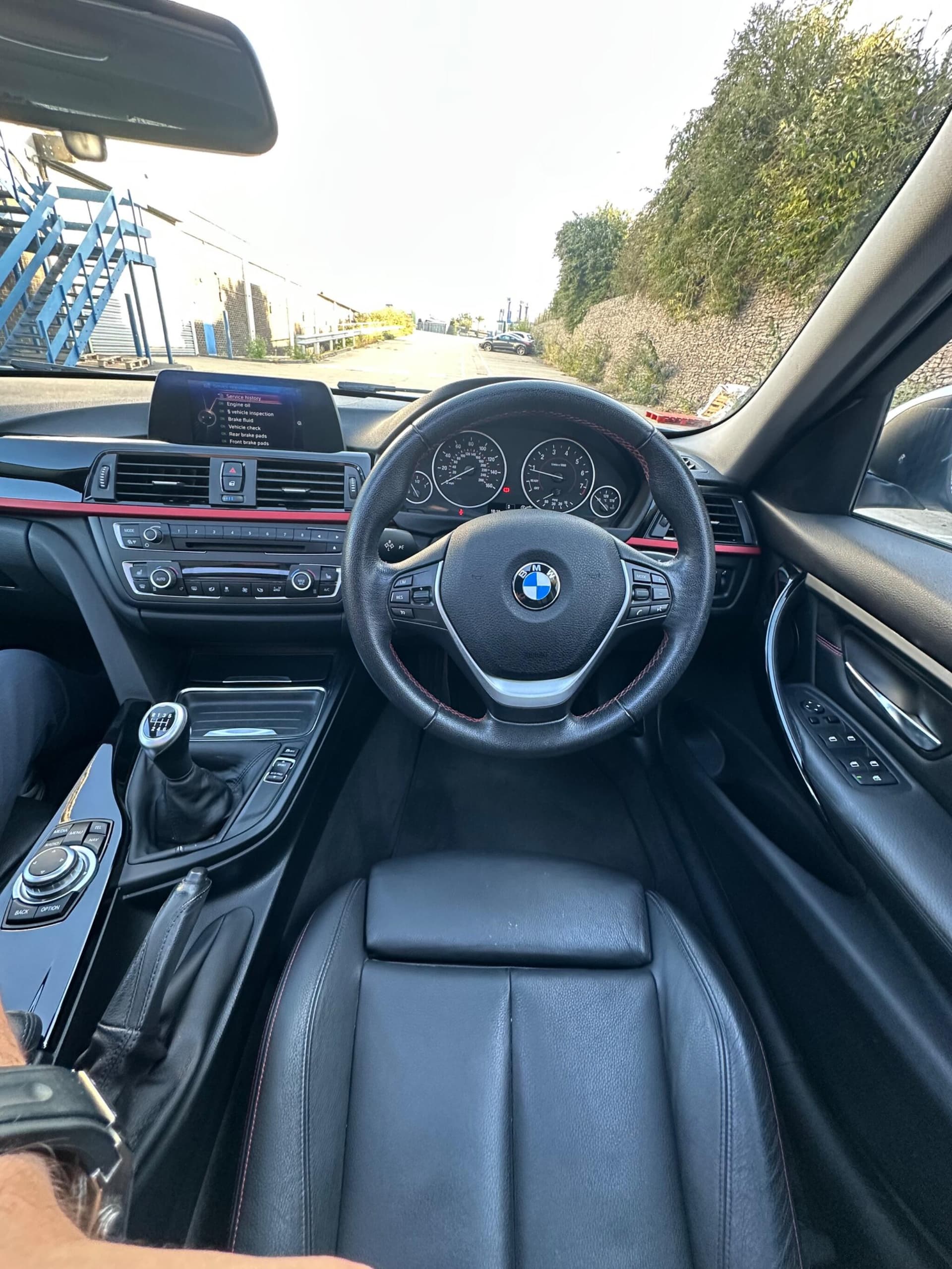 BMW 3 Series thumb 14