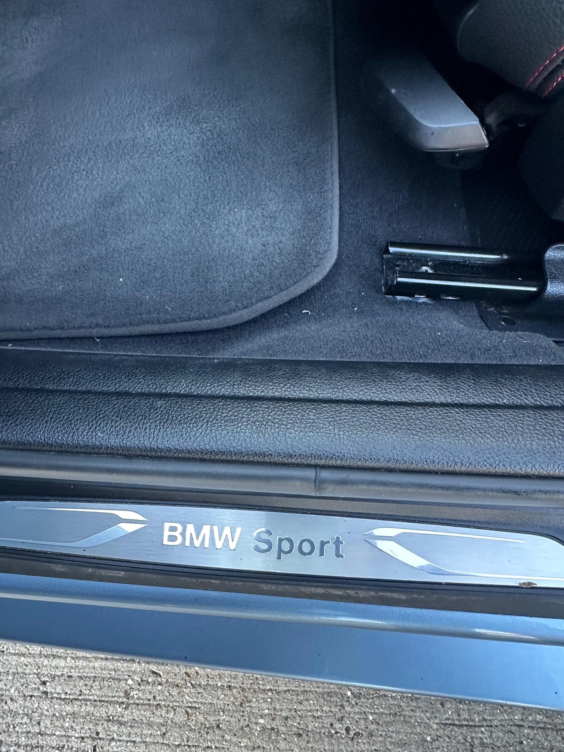 BMW 3 Series thumb 35