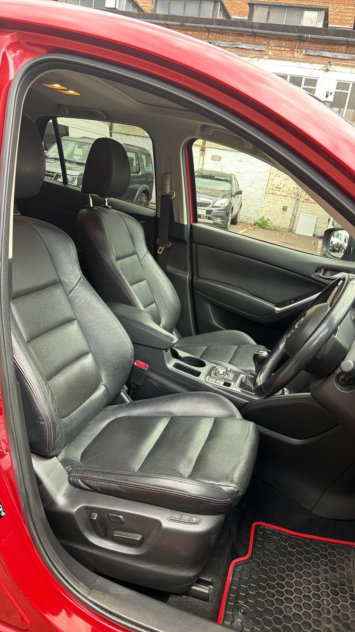 Mazda CX-5 thumb 16