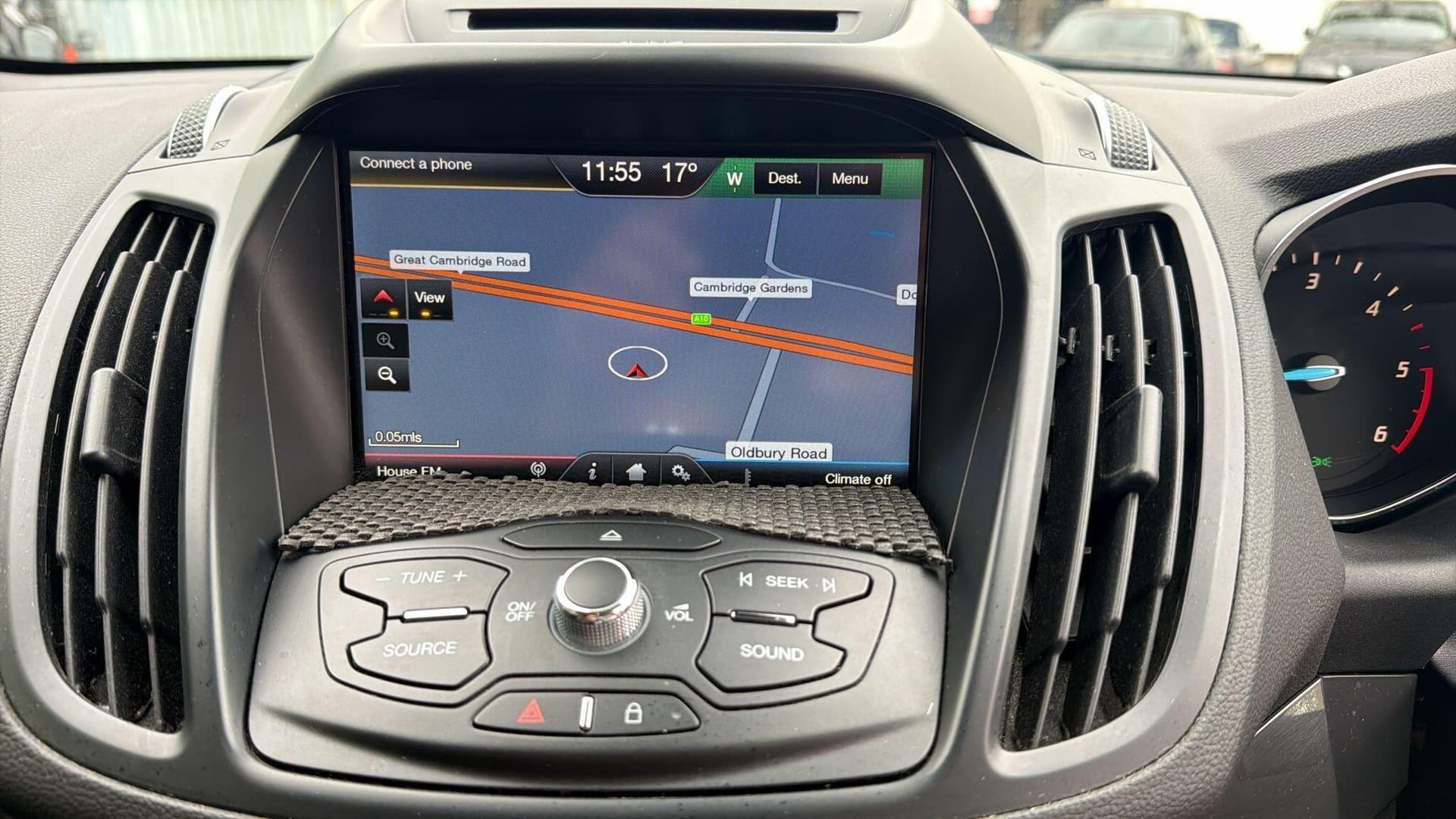 Ford Kuga thumb 11