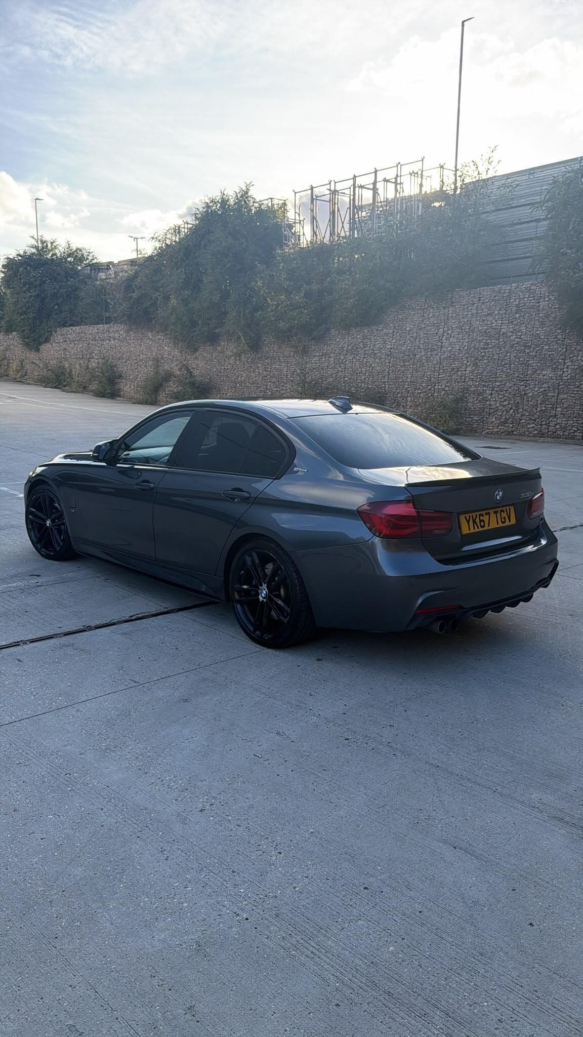 BMW 3 Series thumb 5