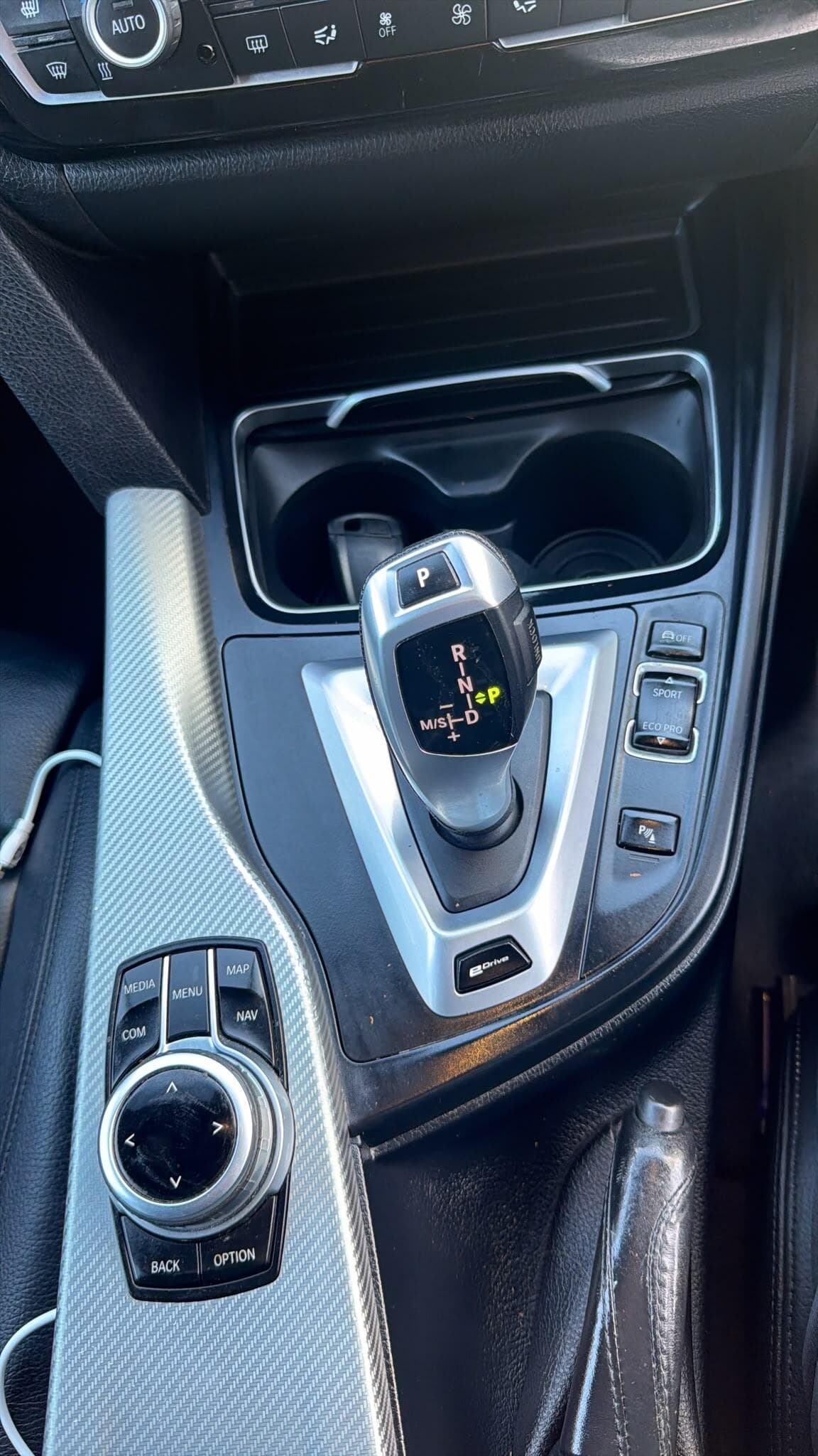 BMW 3 Series thumb 8