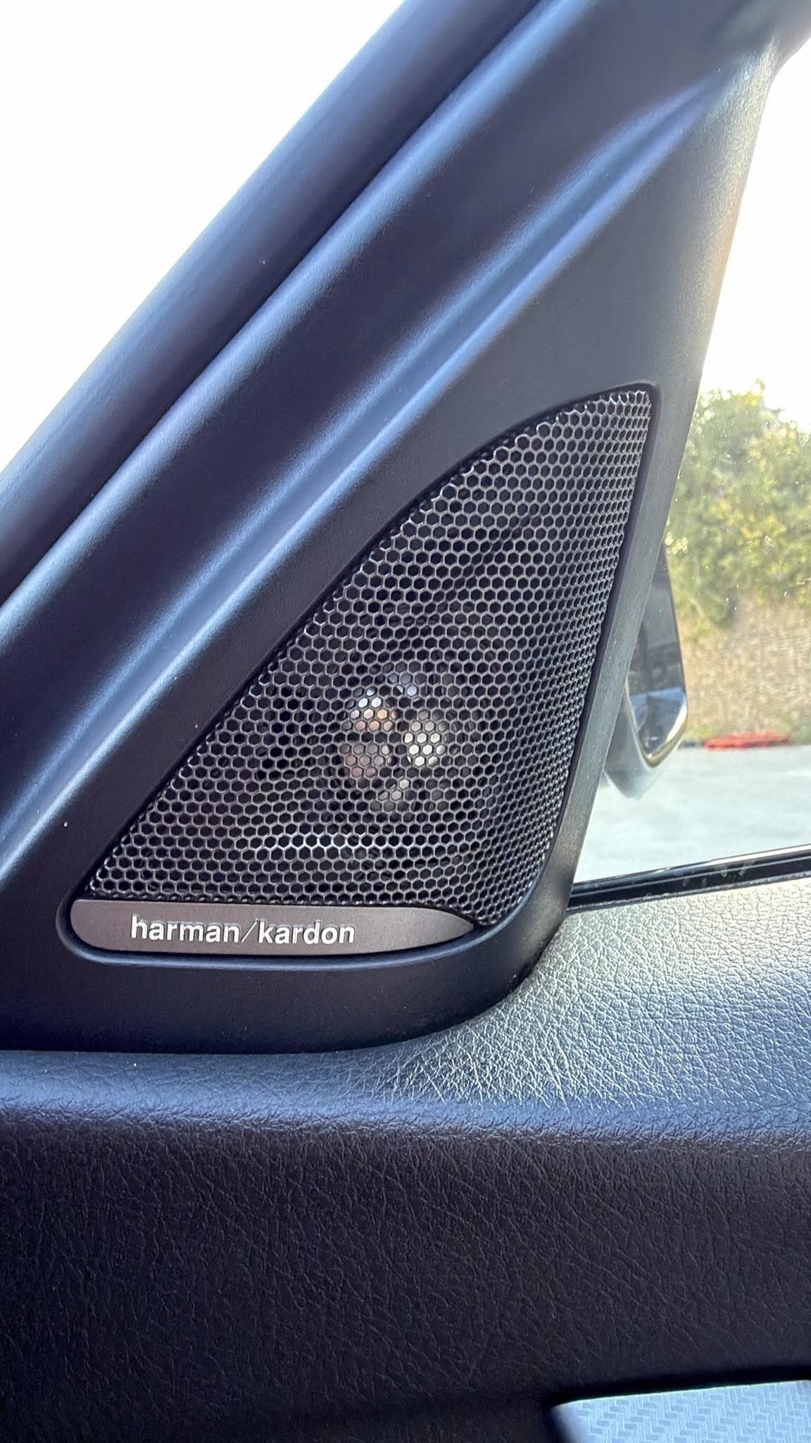 BMW 3 Series thumb 20