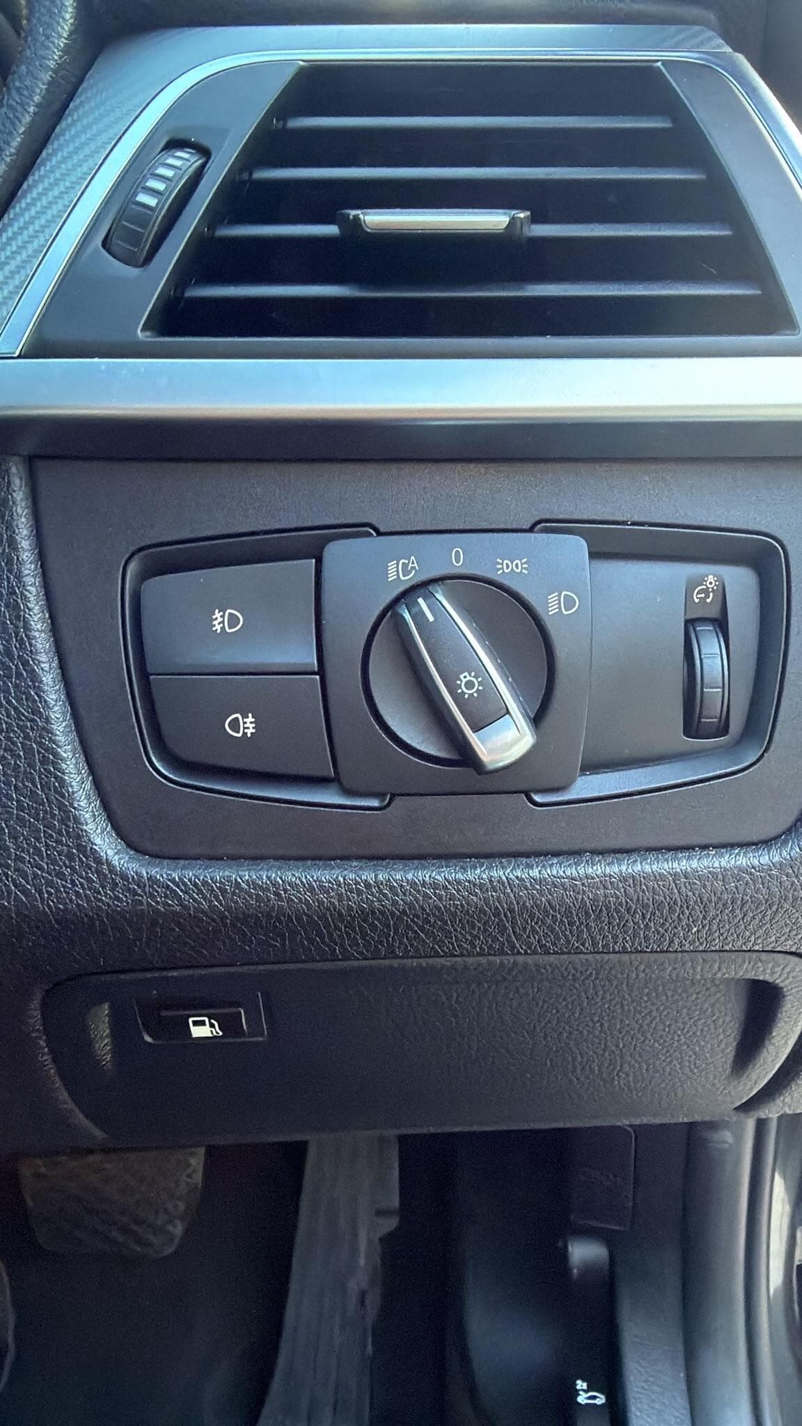 BMW 3 Series thumb 10