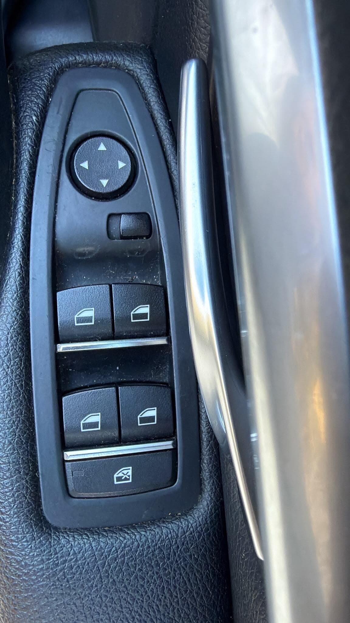 BMW 3 Series thumb 21