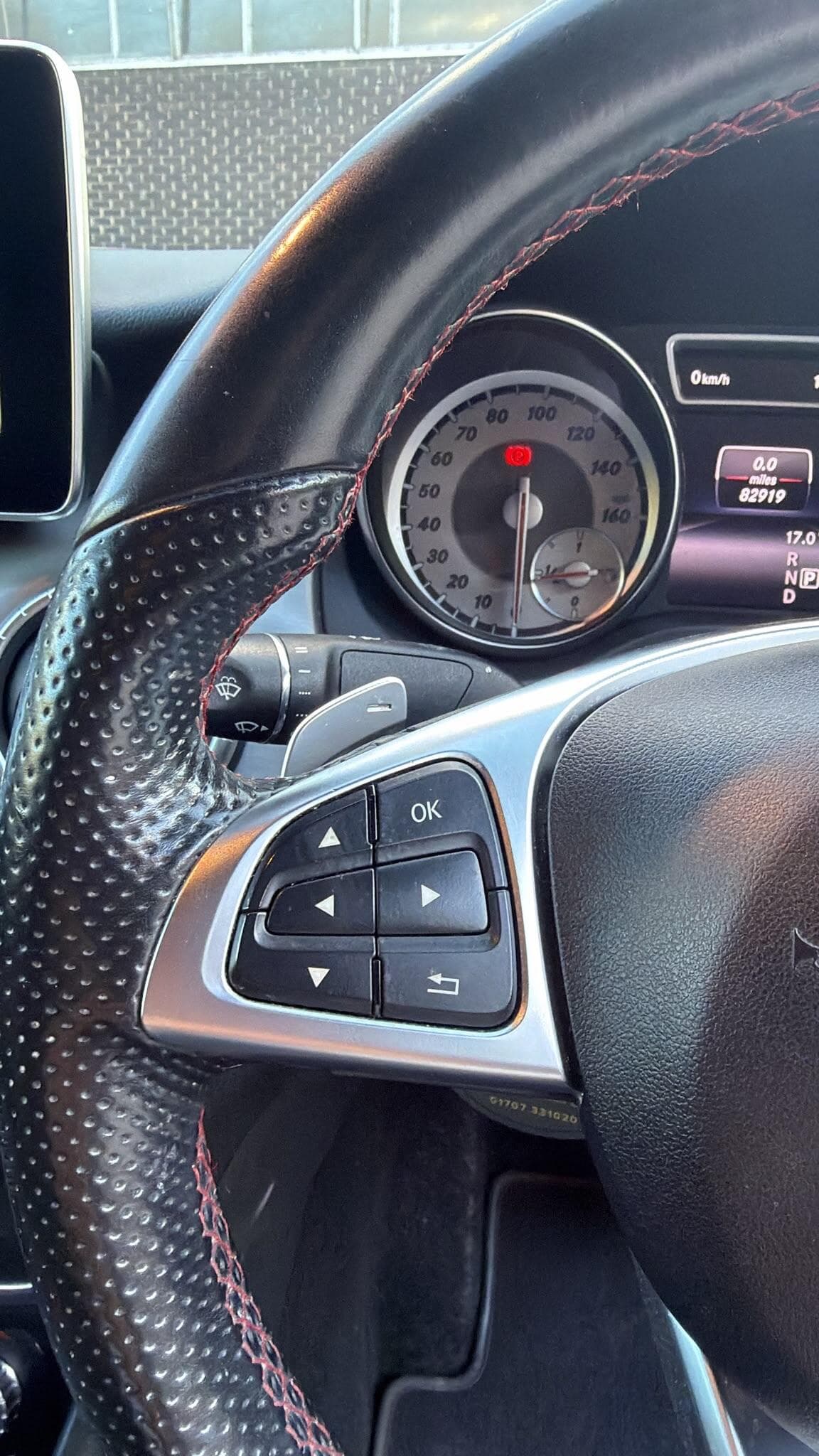 Mercedes-Benz CLA thumb 10