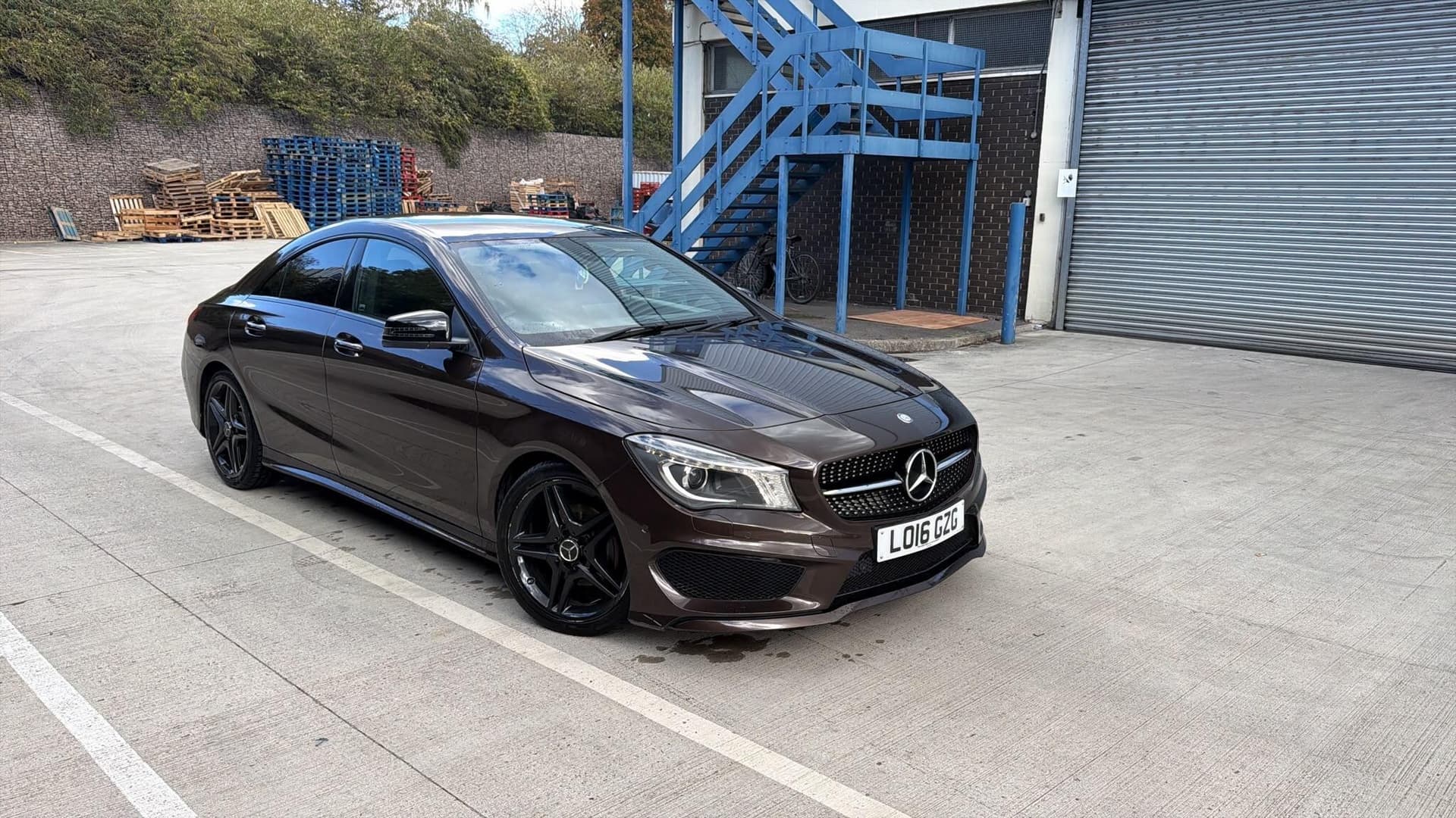 Mercedes-Benz CLA · Vehicle photo · 1