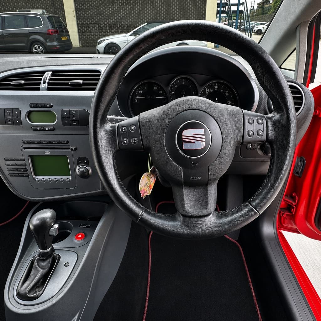 SEAT Leon thumb 8