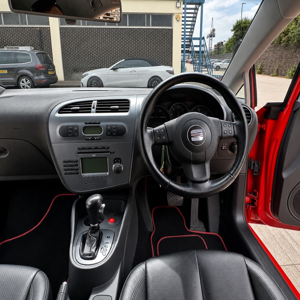 SEAT Leon thumb 9