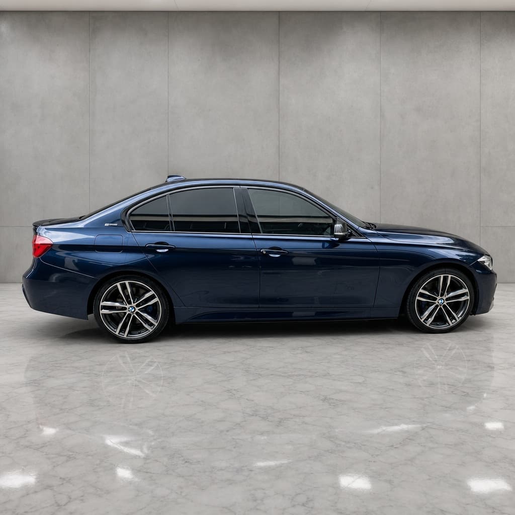 BMW 3 Series thumb 6