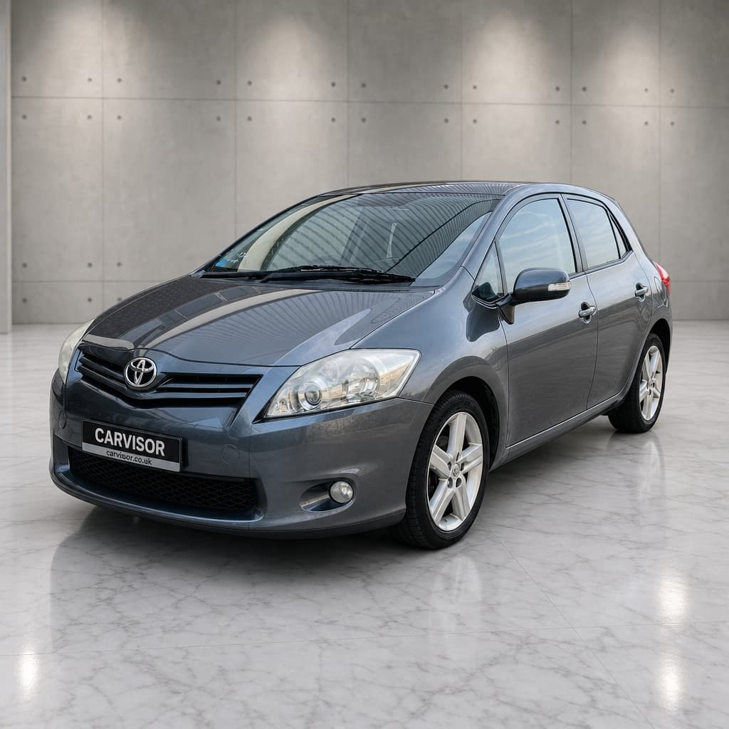 Toyota Auris thumb 2