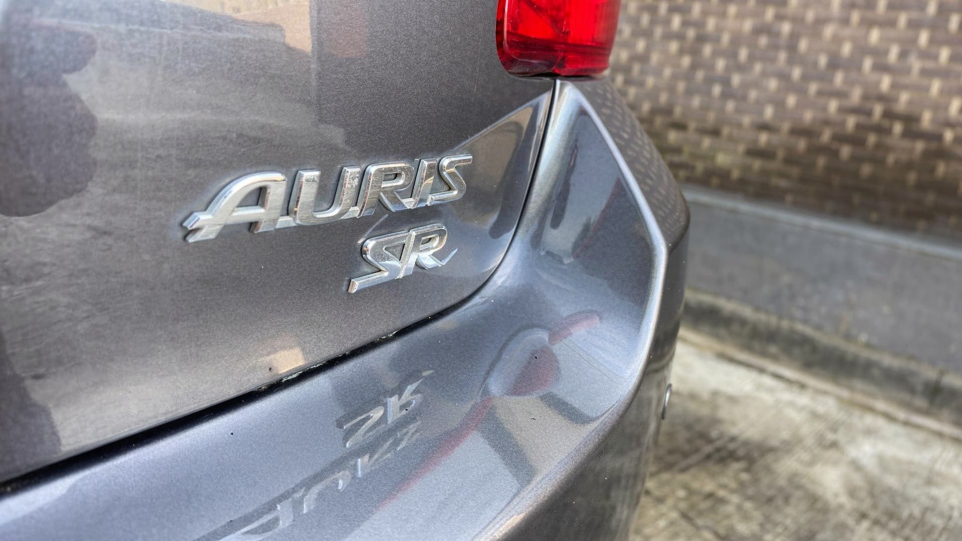 Toyota Auris thumb 21