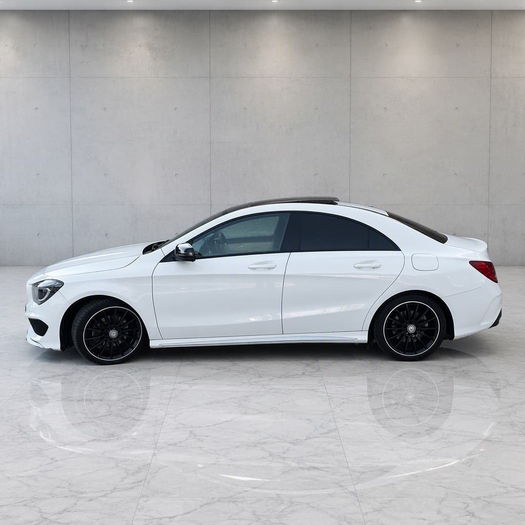 Mercedes-Benz CLA thumb 4
