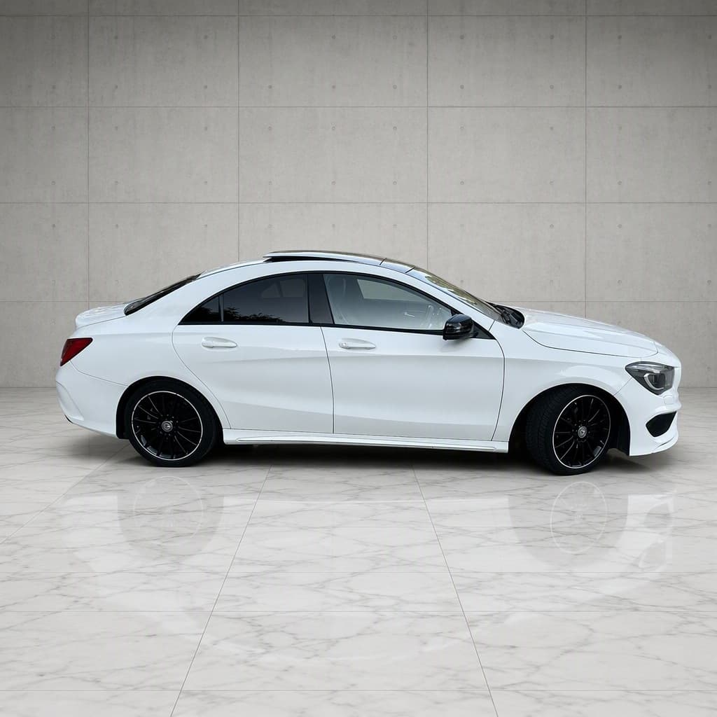 Mercedes-Benz CLA thumb 5