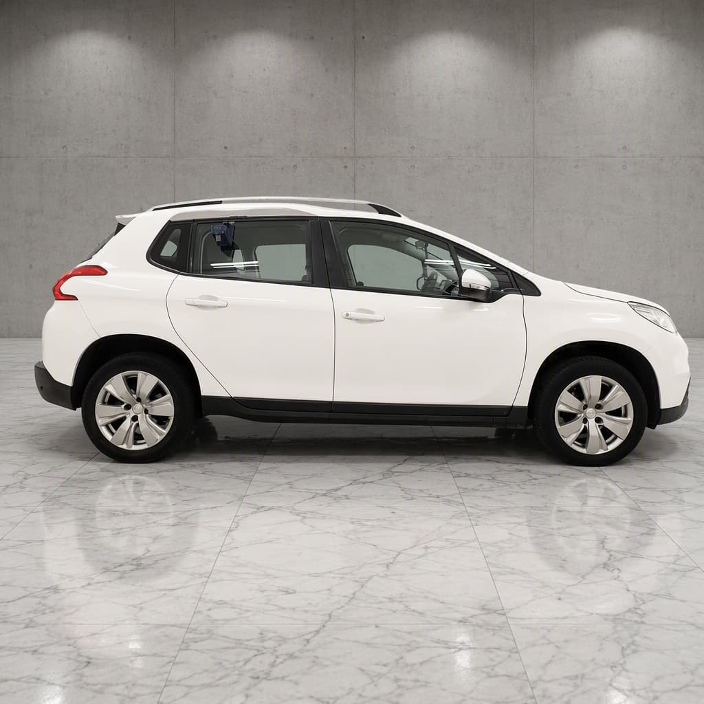 Peugeot 2008 thumb 5