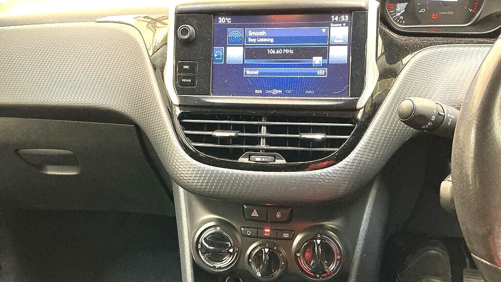 Peugeot 2008 thumb 10