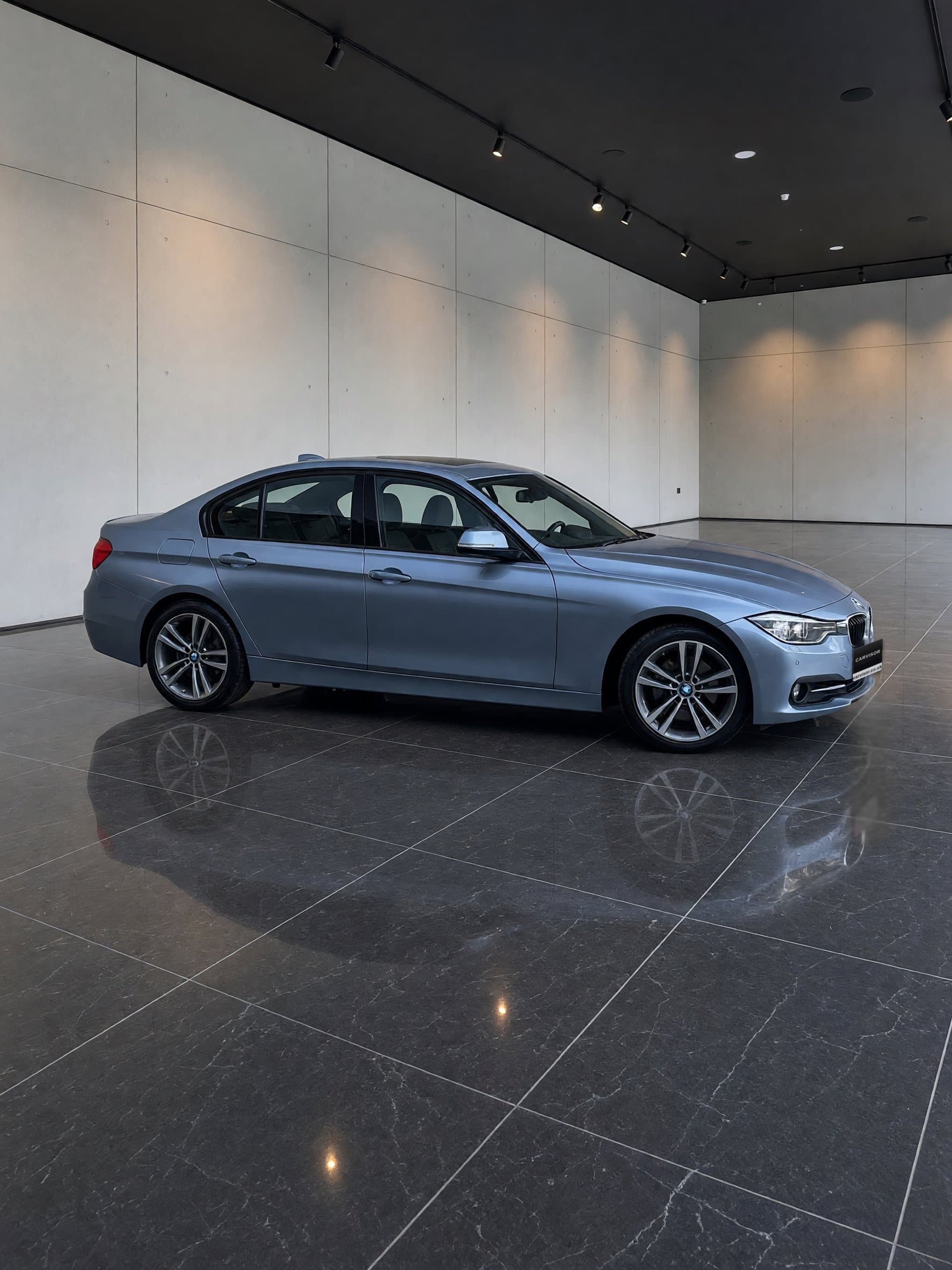 BMW 3 Series thumb 8