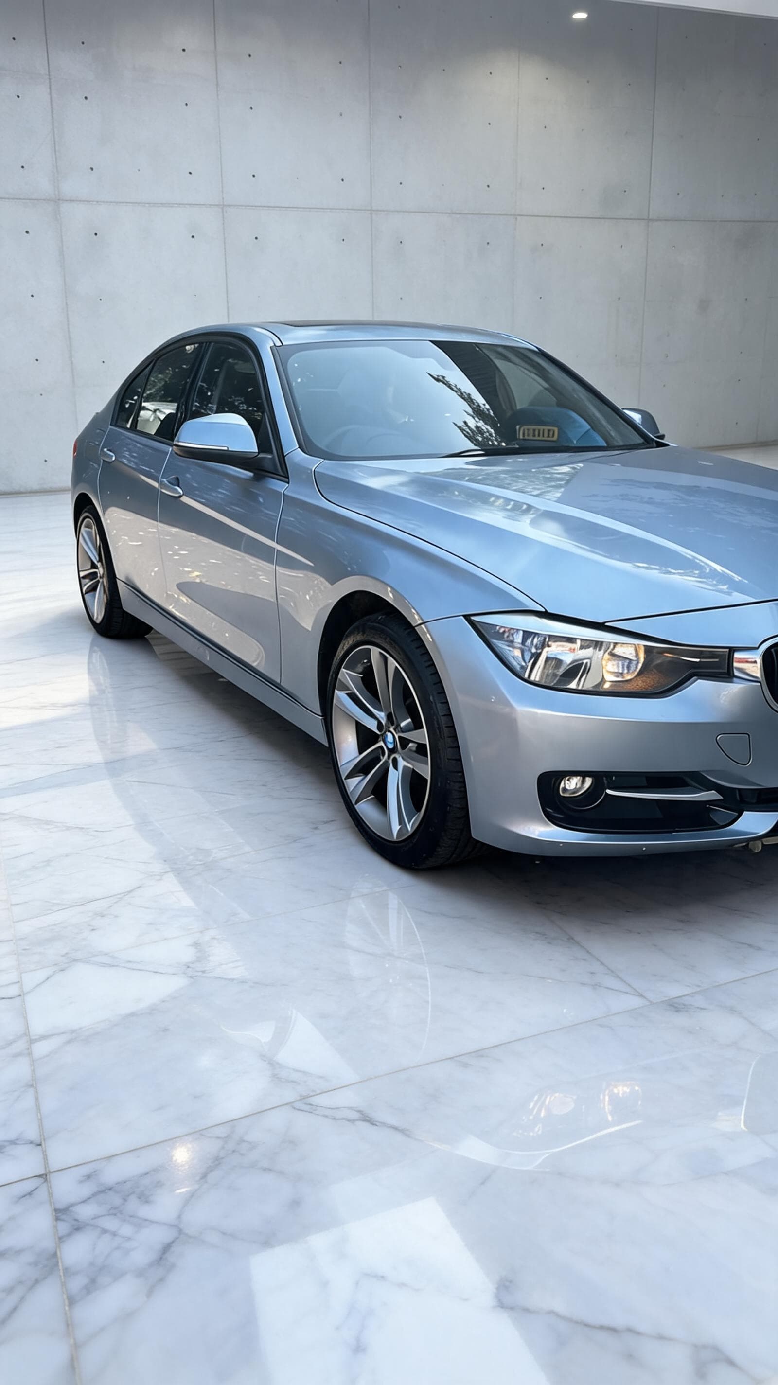 BMW 3 Series thumb 3
